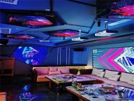 三亚夜总会招聘-三亚高端KTV直聘微笑展魅力