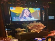 郑州夜总会招聘-夜场招聘服务员对自己有信心