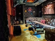 成都KTV夜总会预订热线，尽享成都KTV门厂的奢华体验